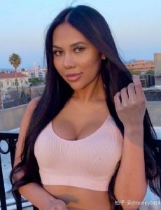 Nicole Shiraz
