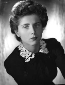 Nicole Stéphane