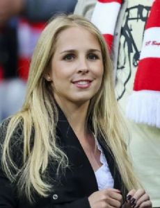 Nina Weiss