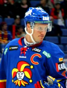 Ossi Väänänen