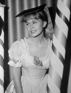 Regina Groves