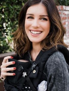 Shenae Grimes-Beech