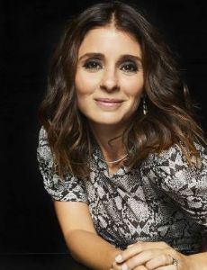 Shiri Appleby
