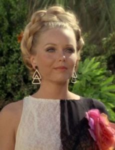 Shirley Bonne