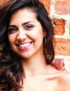 Taís Alvarenga