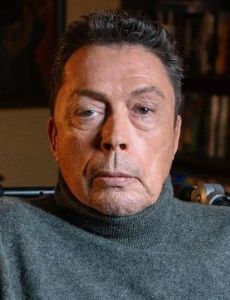 Tim Curry