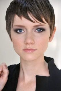 Valorie Curry