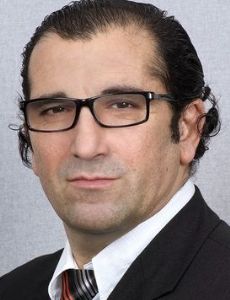 Yüksel Düzgün